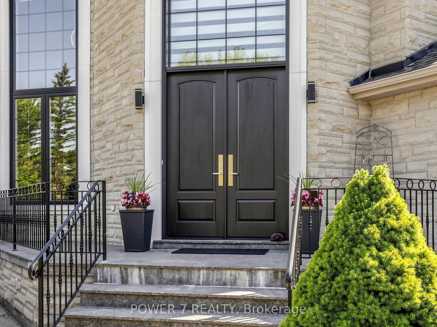 315 North Lake Road, Richmond Hill, ON L4E 3A2