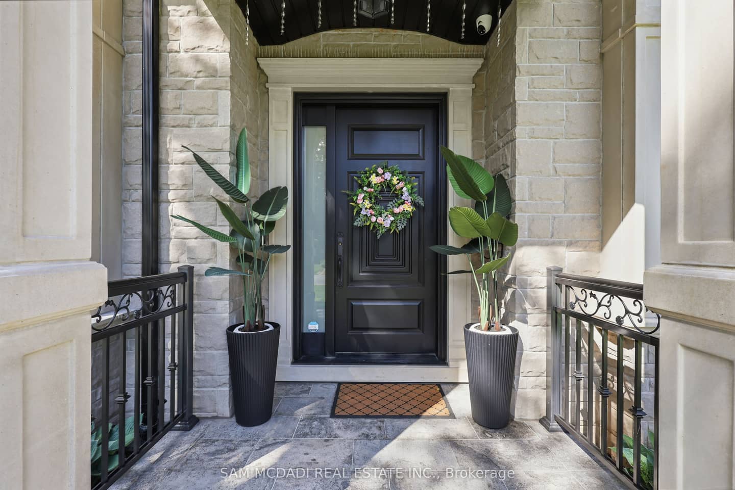 403 Willis Drive, Oakville, ON L6L 4T9