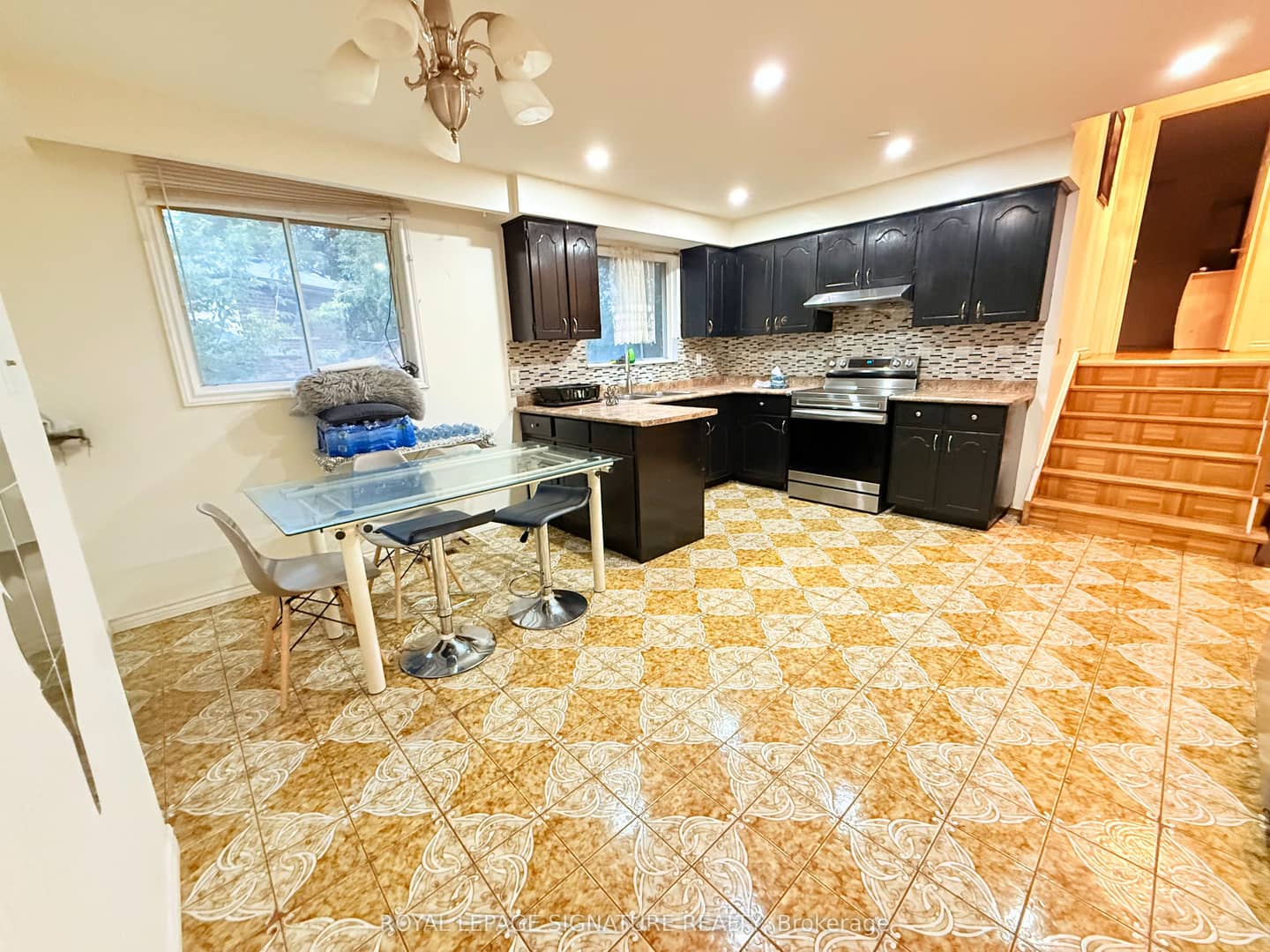 32 Madison Street, Brampton, ON L6S 3C5