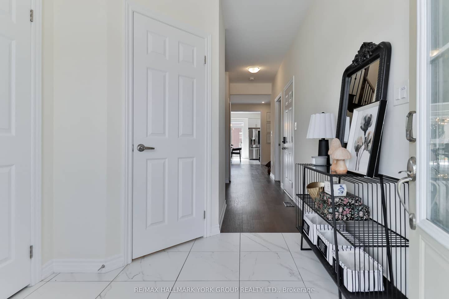 434 Ritas Avenue, Newmarket, ON L3X 2N1