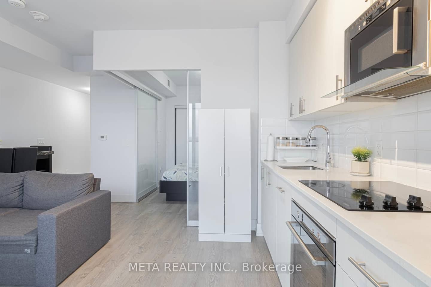 2550 Simcoe Street N 502, Oshawa, ON L1L 0R5