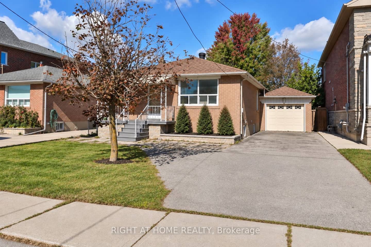 22 Katherine Road, Toronto, ON M3K 1H9