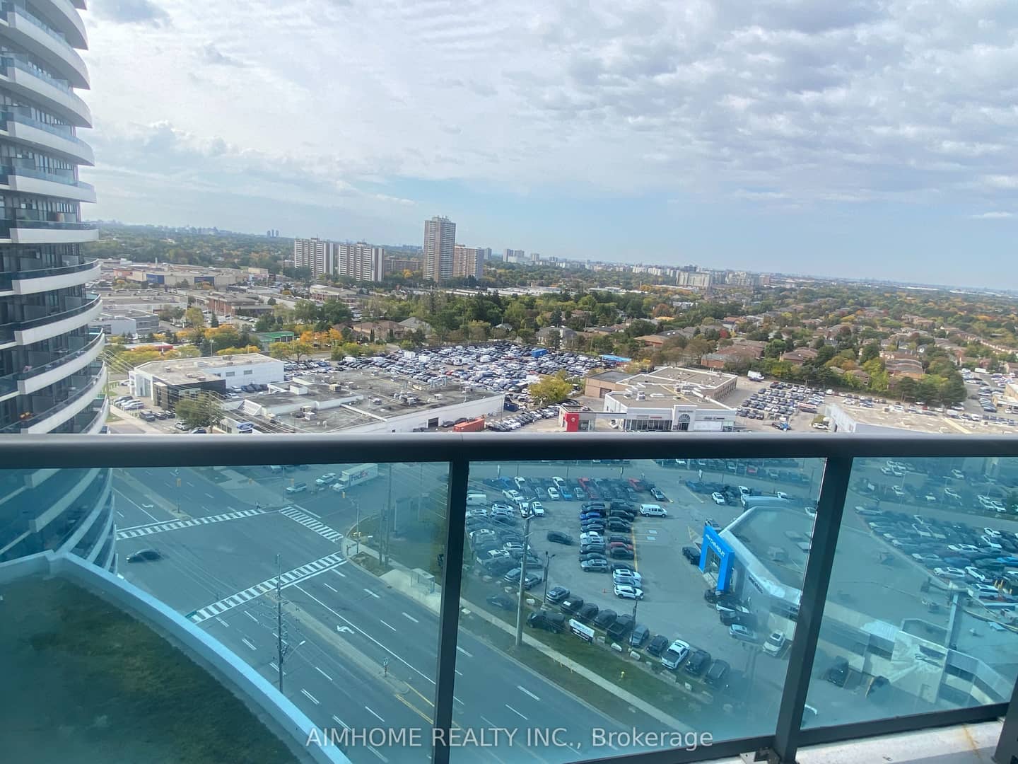 7171 Yonge Street E 1712, Markham, ON L3T 0C5