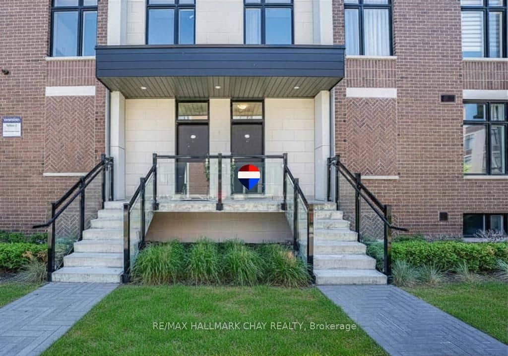 9570 Islington Avenue 227, Vaughan, ON L4H 4Z5