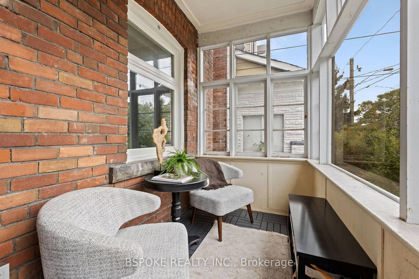 546 Main Street, Toronto, ON M4C 4Y4
