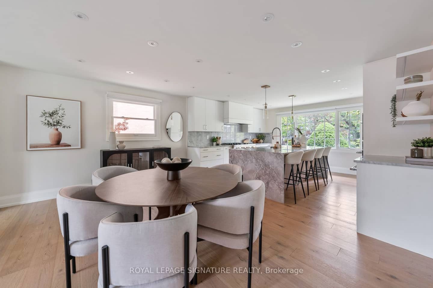 9 Danville Drive, Toronto, ON M2P 1H7