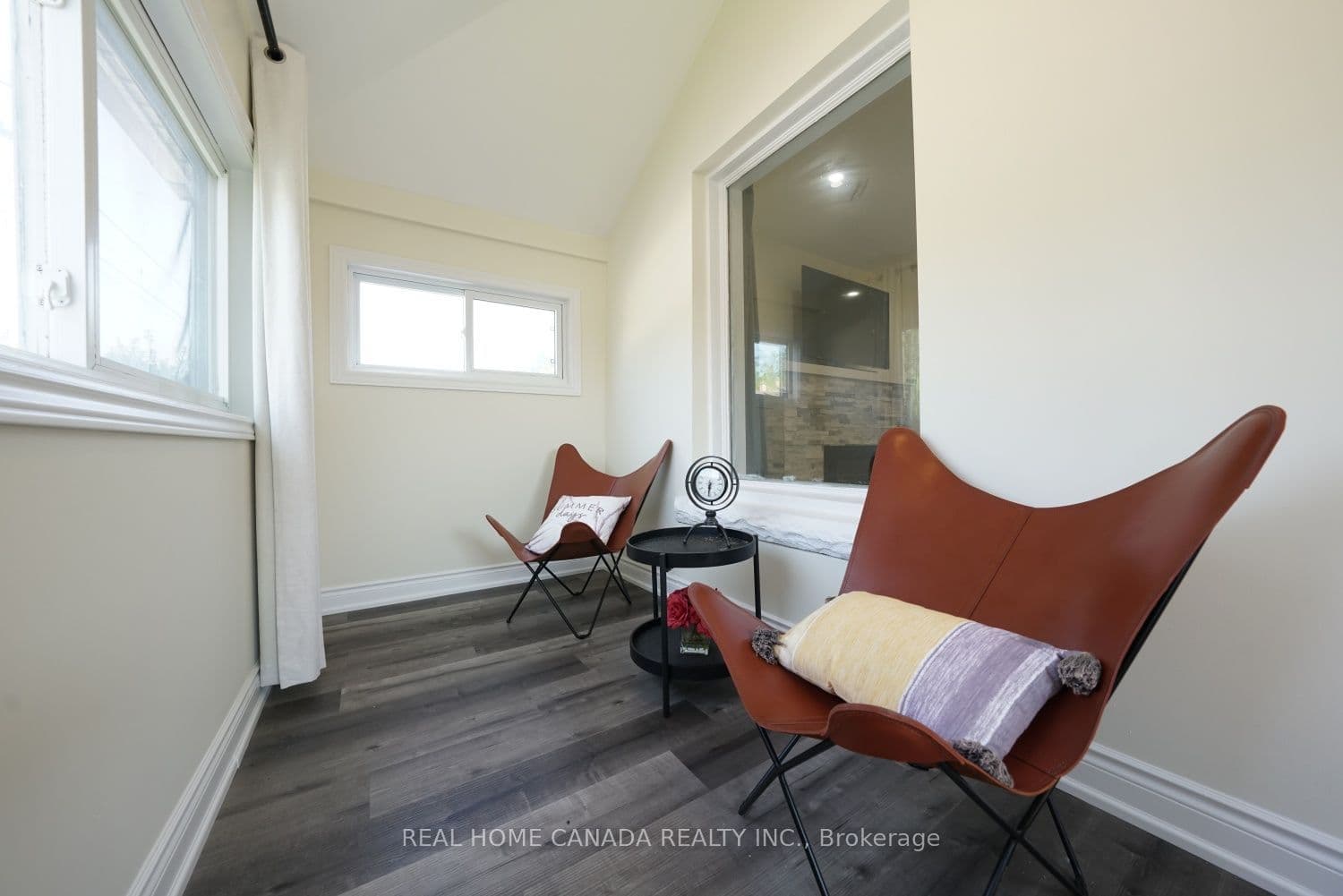 5262 KITCHENER Street, Niagara Falls, ON L2G 1B3