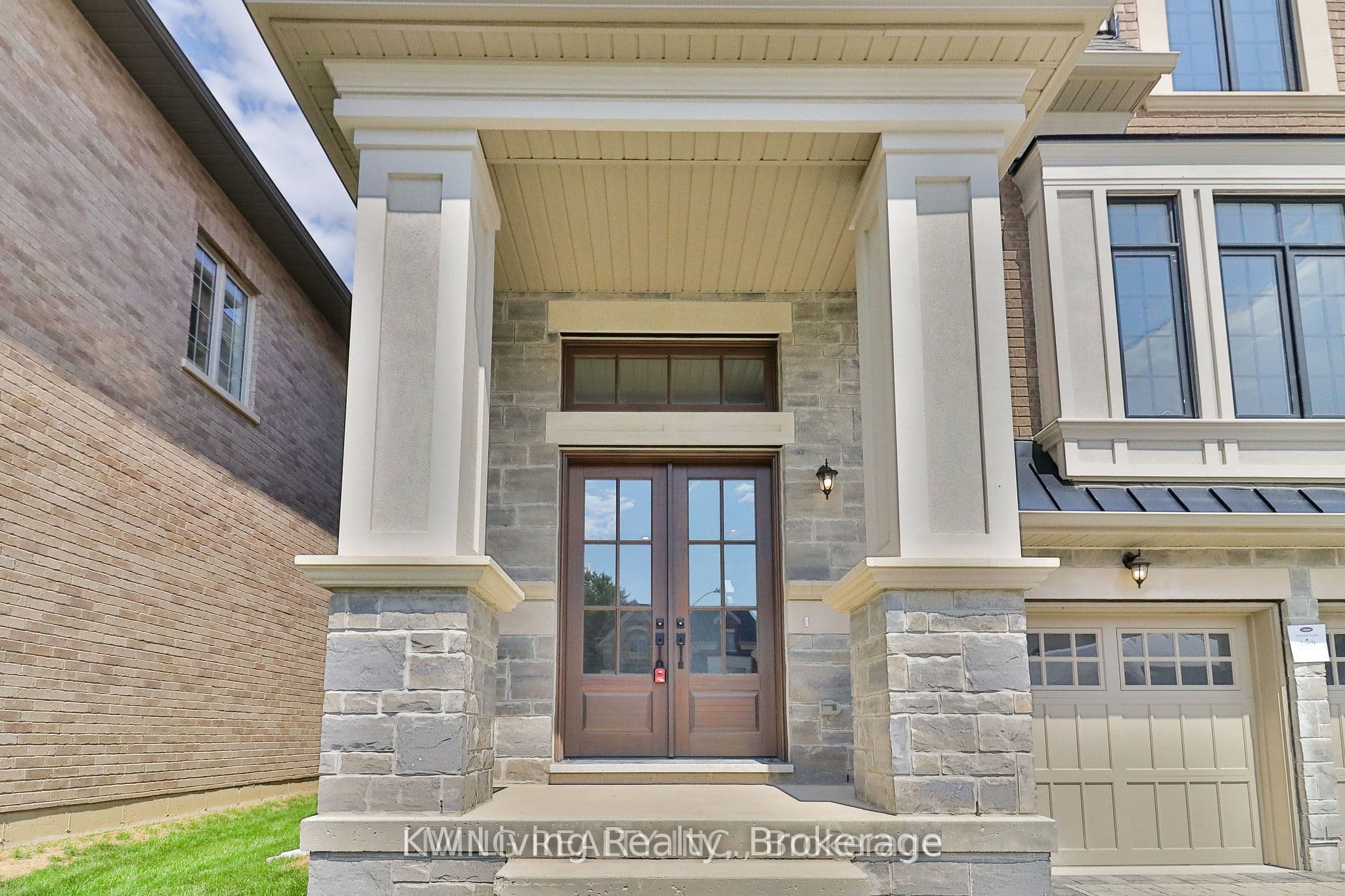 11 Becky Cheung Court, Toronto, ON M2M 0B7