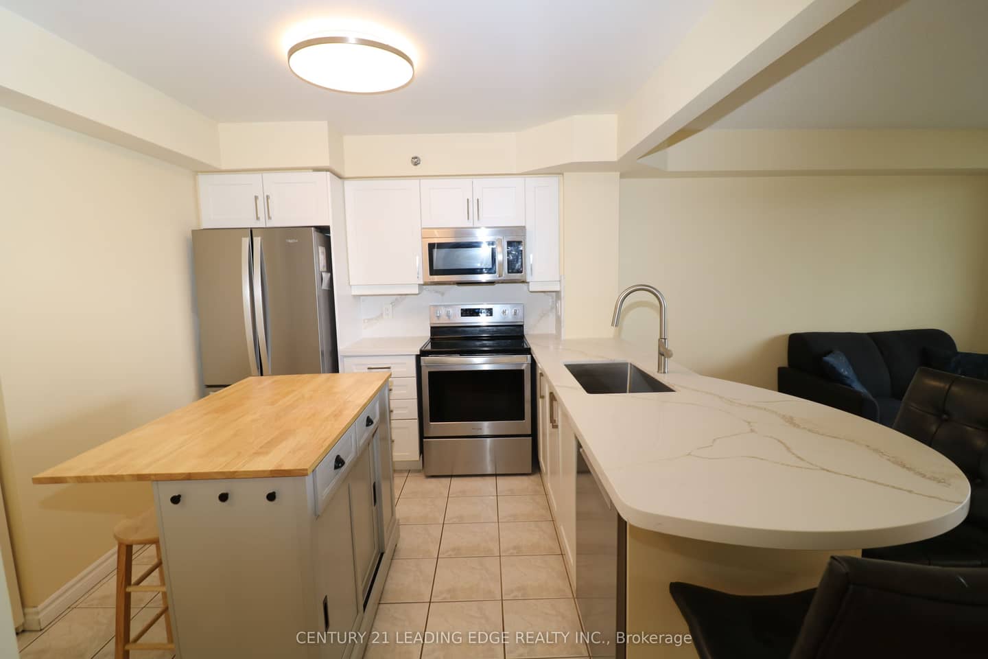 4640 Kimbermount Avenue 305, Mississauga, ON L5M 5W6