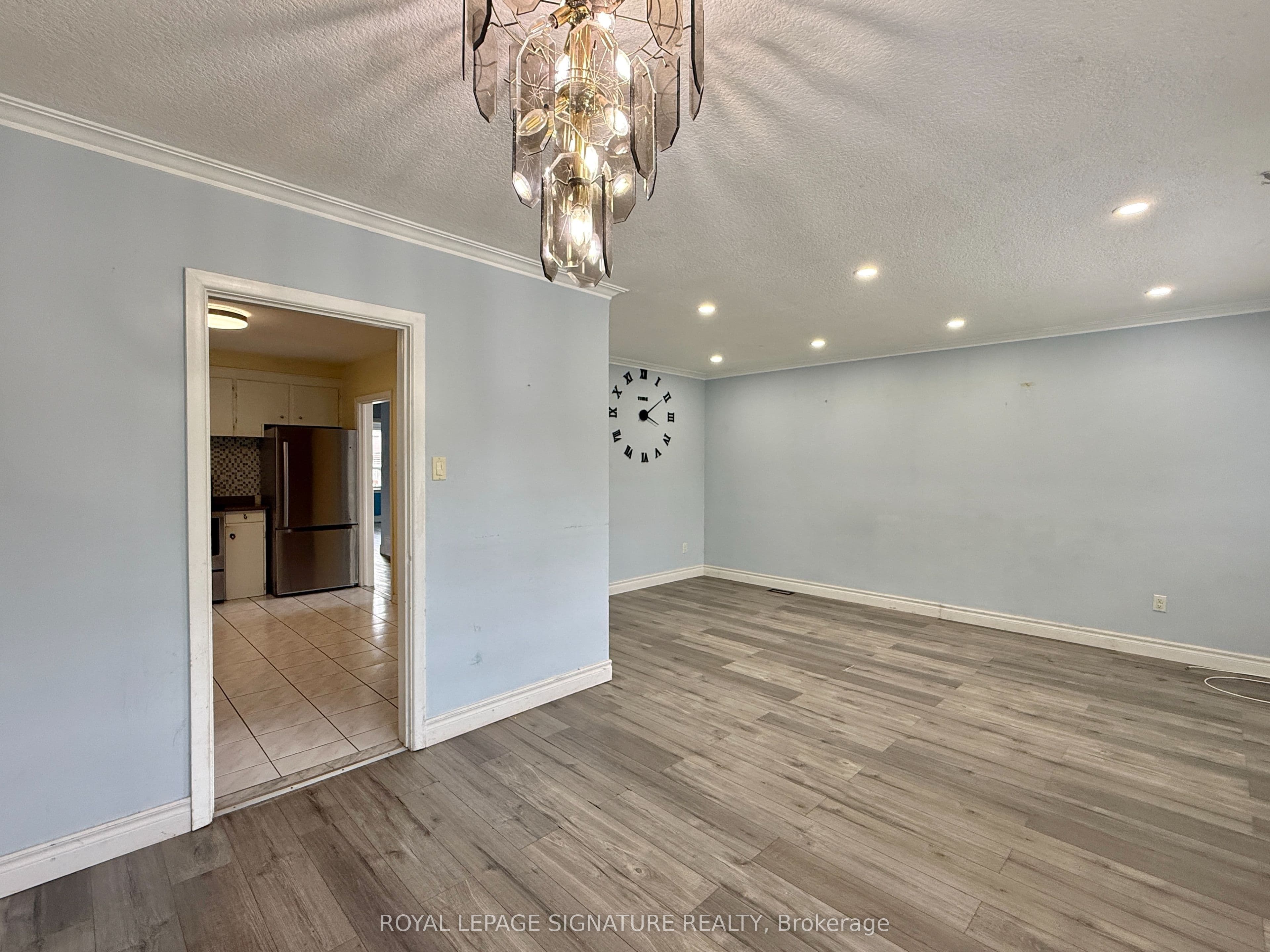 4 Wantanopa Crescent, Toronto, ON M1H 2B3