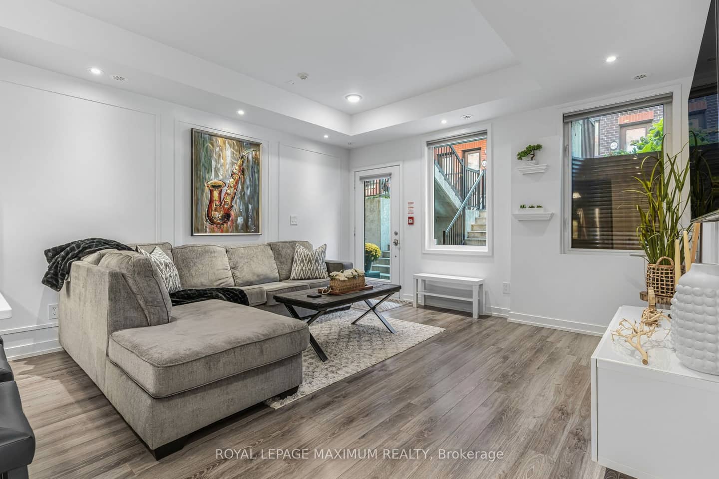 867 Wilson Avenue 2B, Toronto, ON M3K 0A4