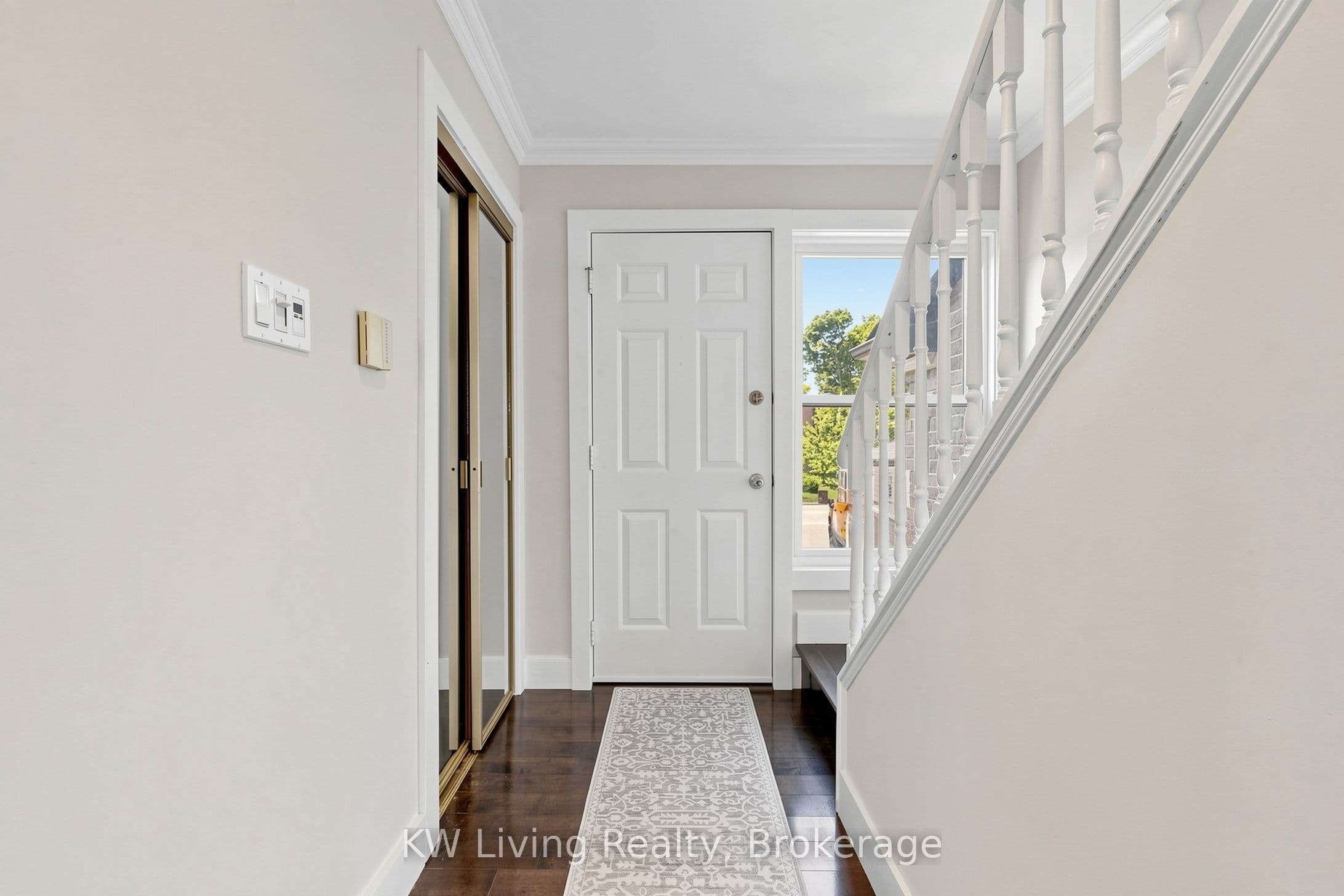 19 Sarah Jane Court, Markham, ON L3P 4A6