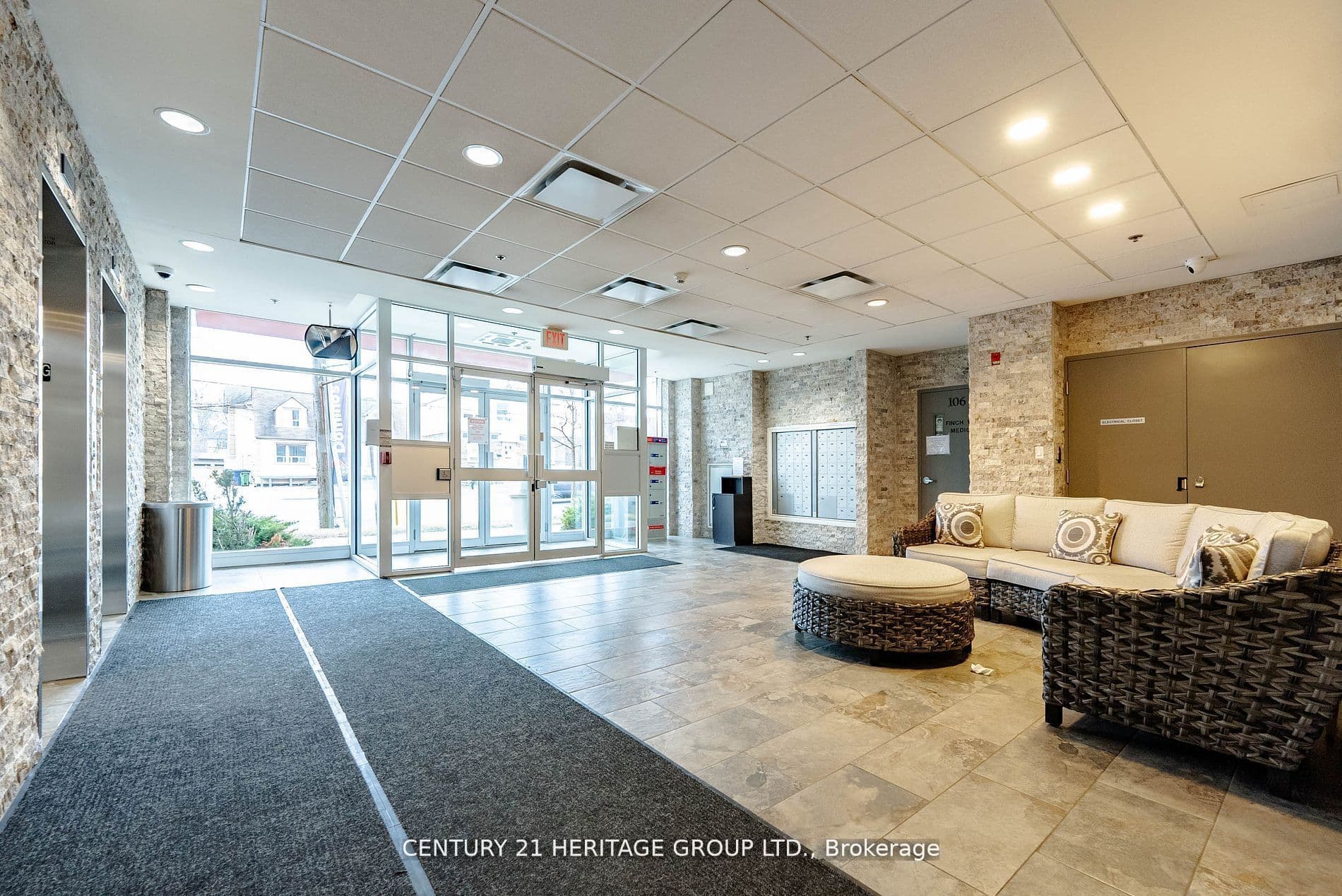 222 Finch Avenue W 302, Toronto, ON M2R 1M6