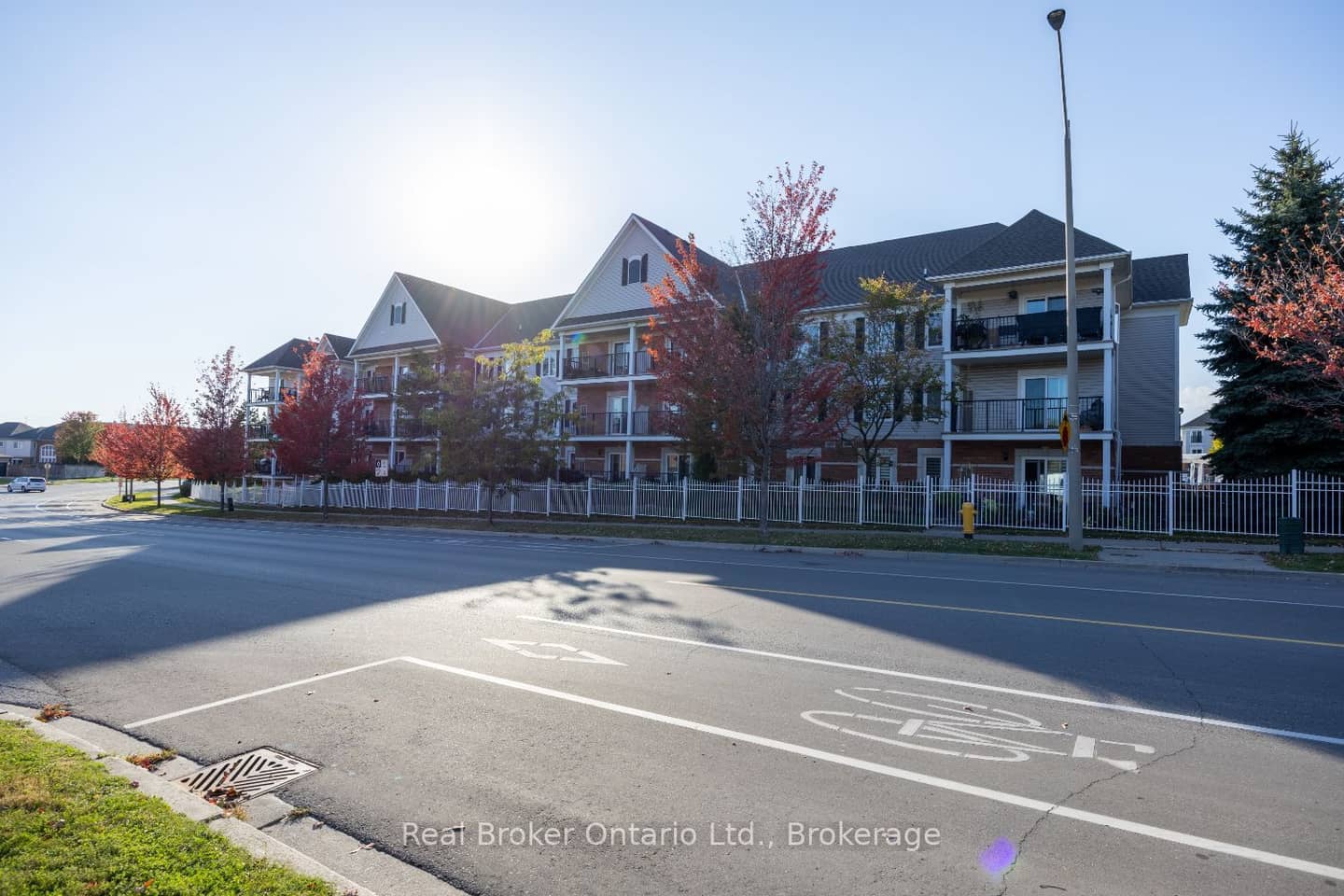 106 Aspen Springs Drive 108, Clarington, ON L1C 5N7
