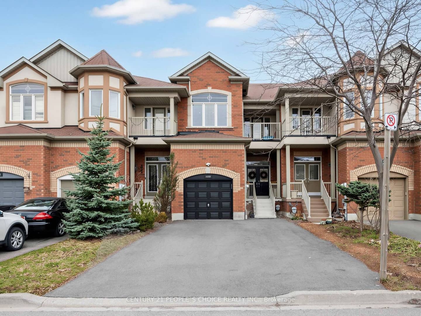 5298 Roadside Way E, Mississauga, ON L5M 0H9