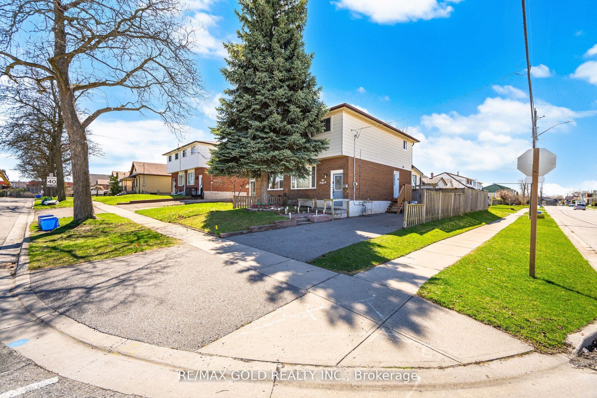 784 Douglas Street, Oshawa, ON L1H 5C9