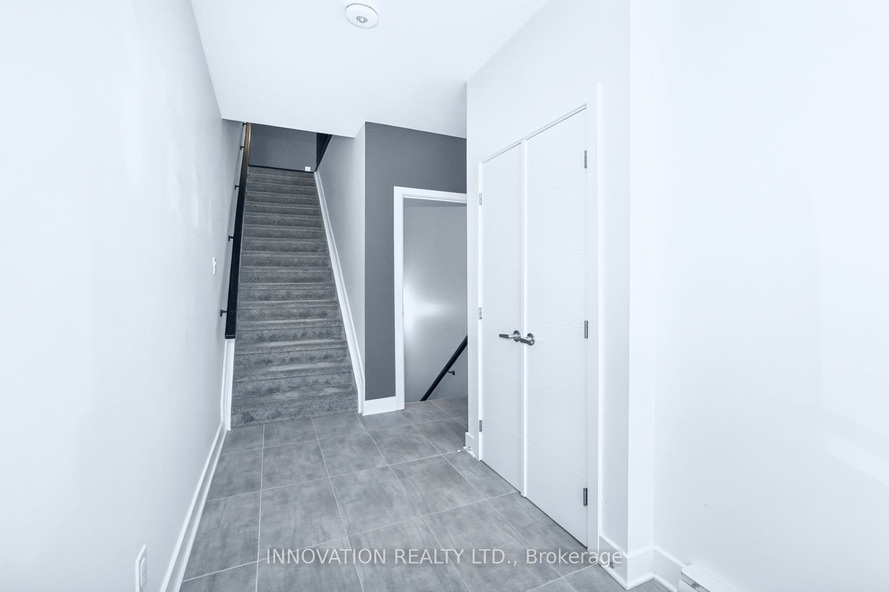 522 Crescendo Private 20, Blossom Park - Airport and Area, ON K1X 0E4