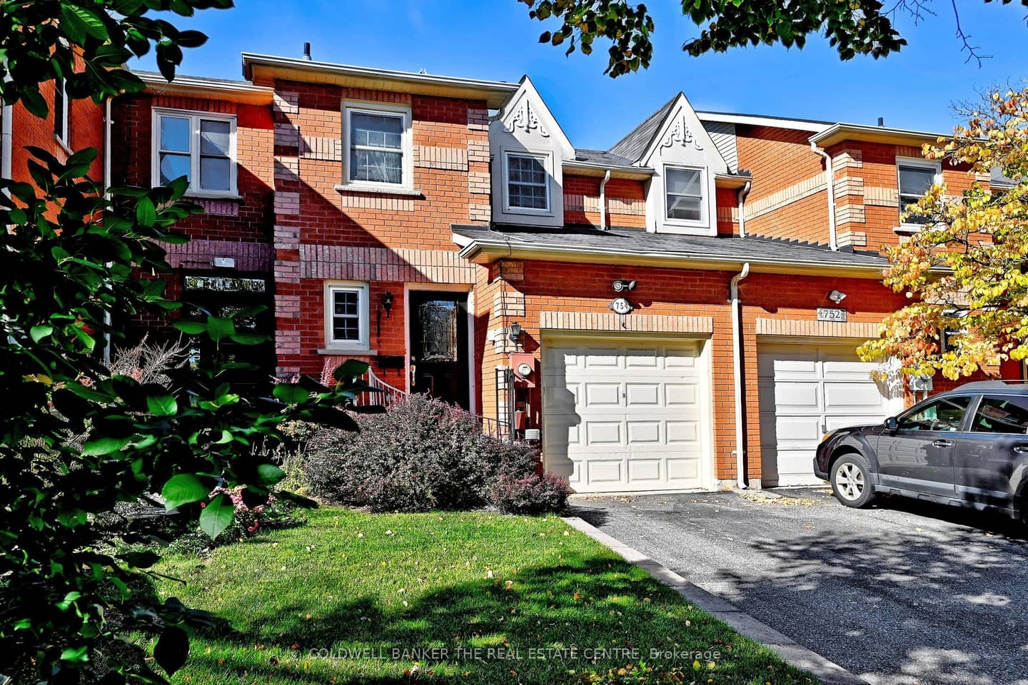 754 Shanahan Boulevard, Newmarket, ON L3X 1W6