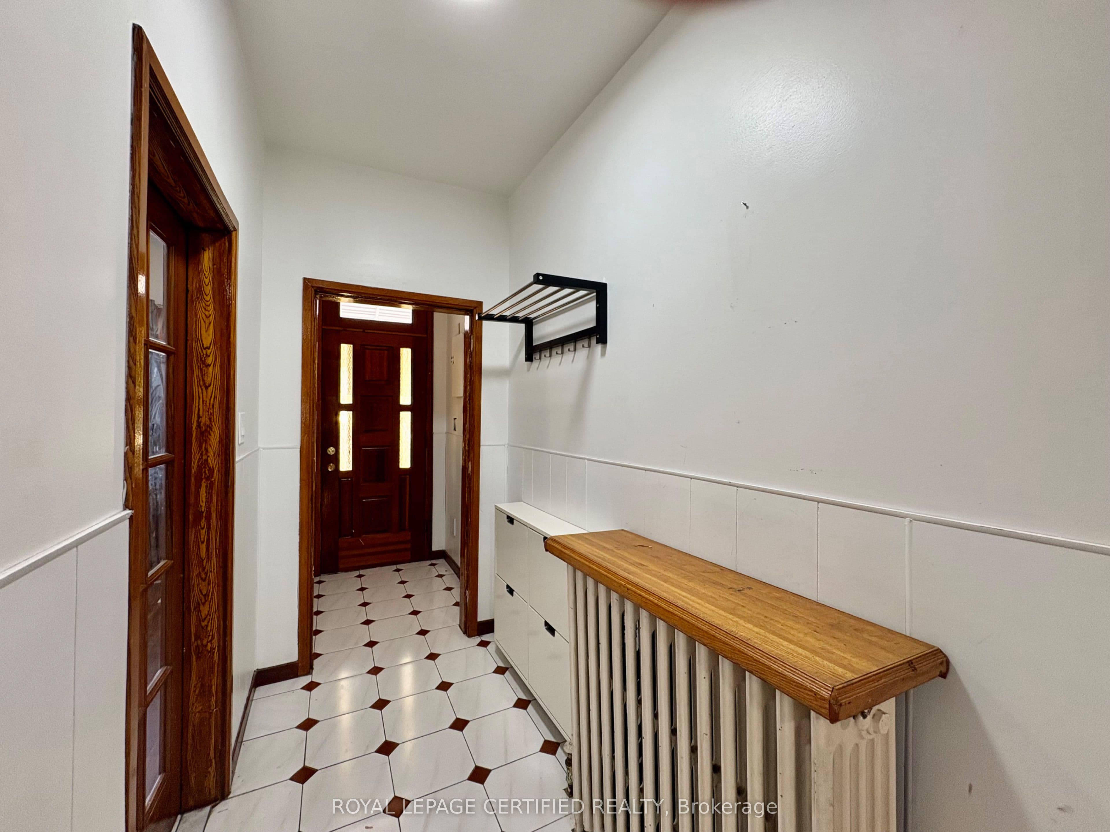 36 Mitchell Avenue, Toronto, ON M6J 1B9