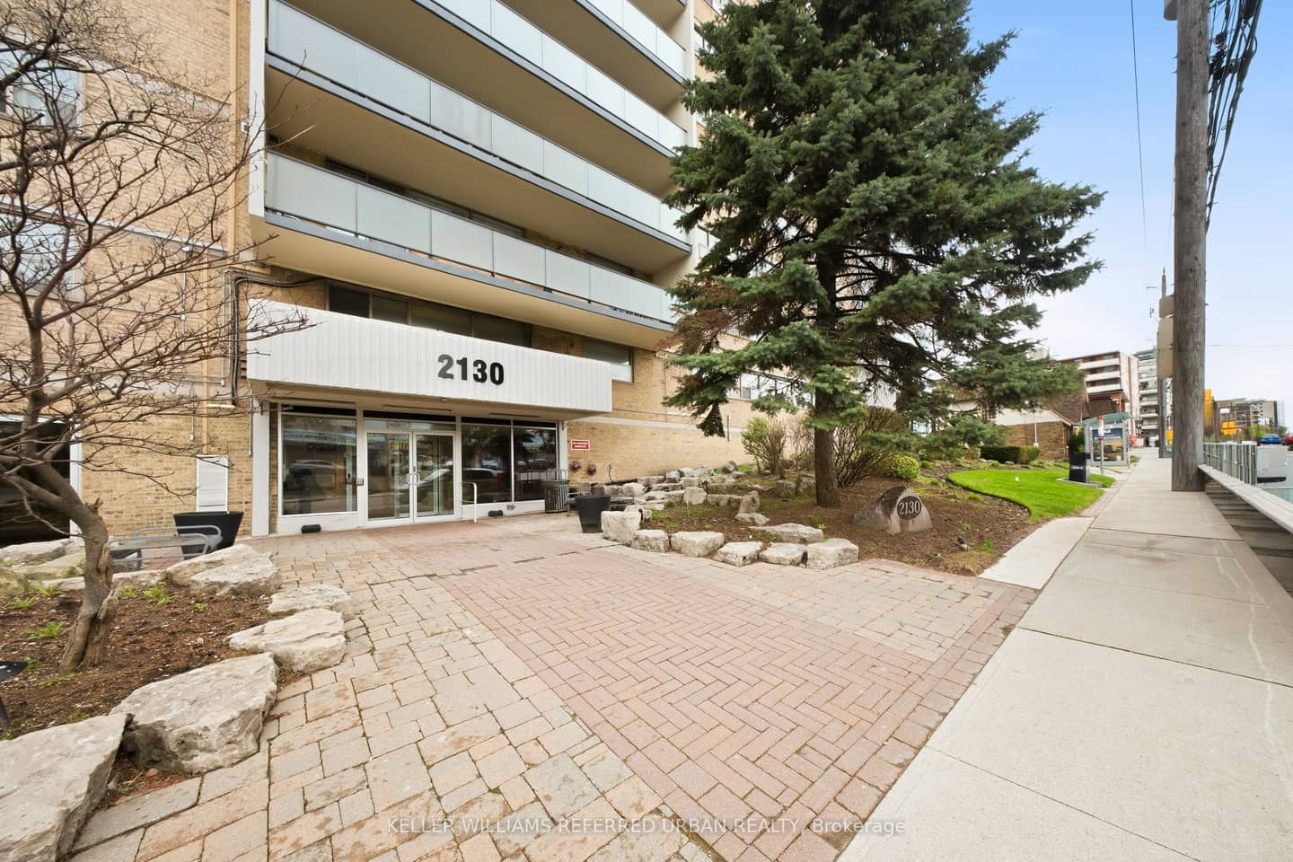 2130 Weston Road 1401, Toronto, ON M9N 3R9