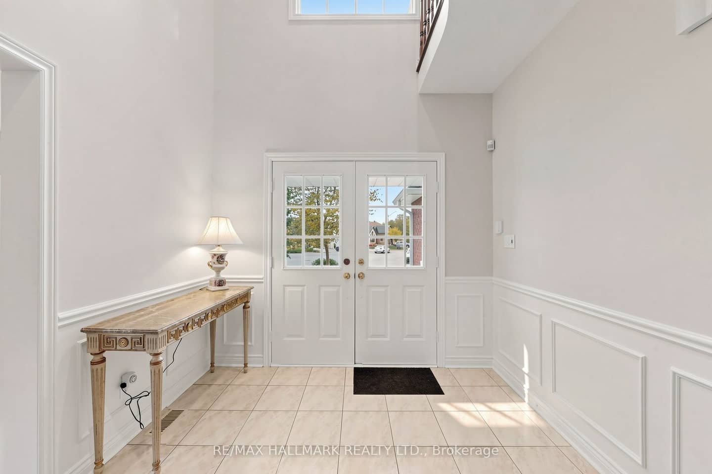 10 Driftwood Court, Richmond Hill, ON L4E 3K8