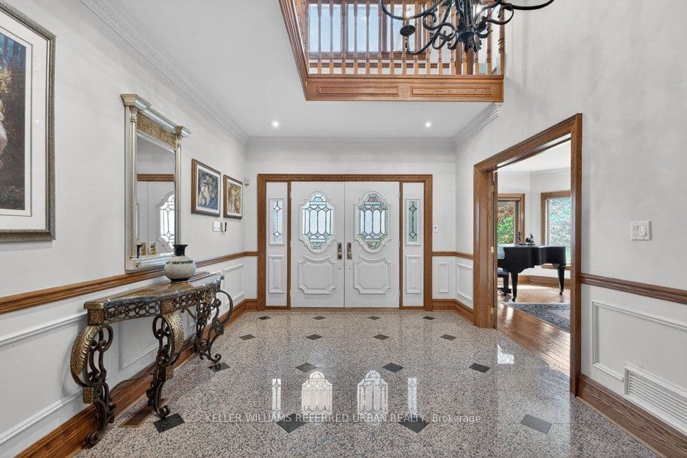 162 Codsell Avenue, Toronto, ON M3H 3W6