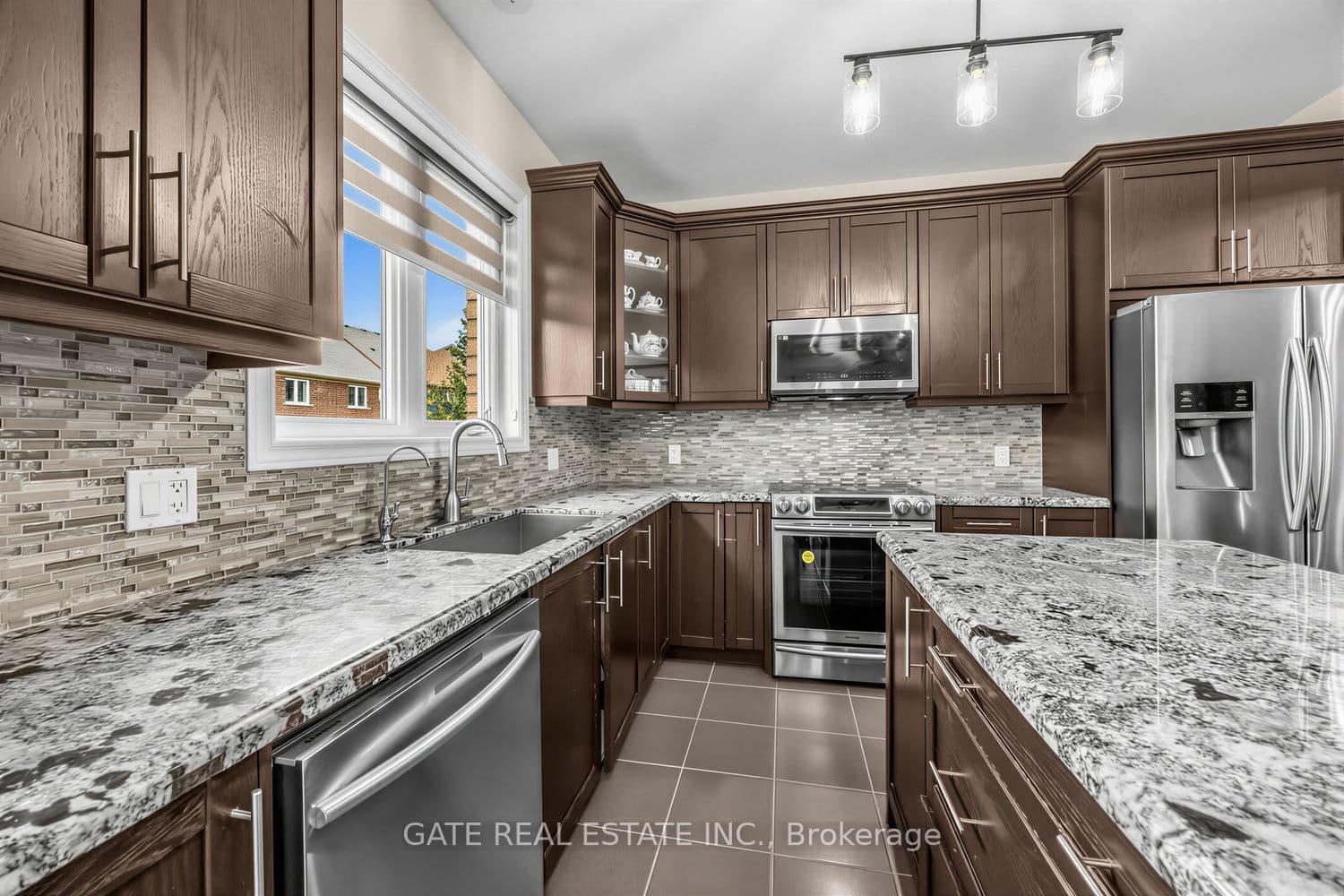 64 Mcpherson Road, Caledon, ON L7C 4A8