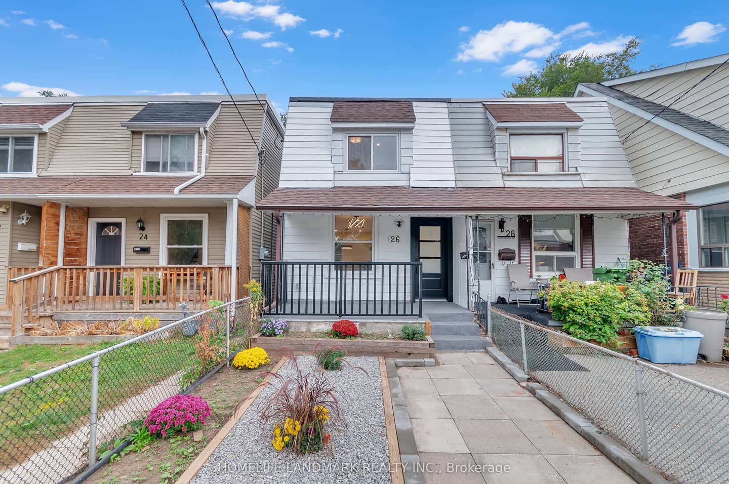 26 Queensdale Avenue, Toronto, ON M4J 1X9