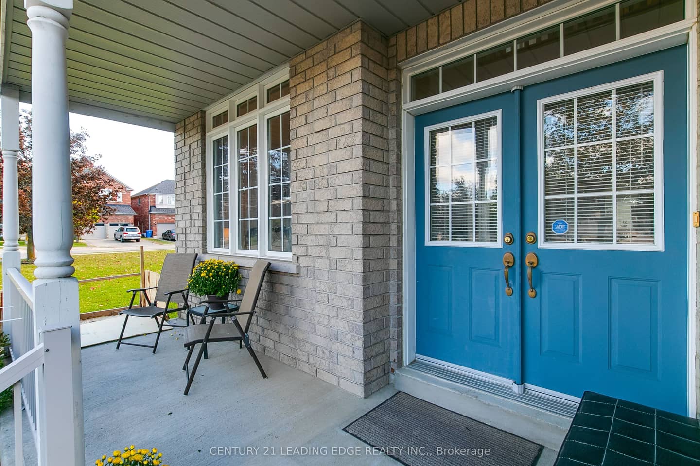 35 Hartwell Way, Aurora, ON L4G 7X4