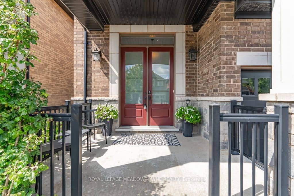 461 Parent Place, Milton, ON L9E 1L2