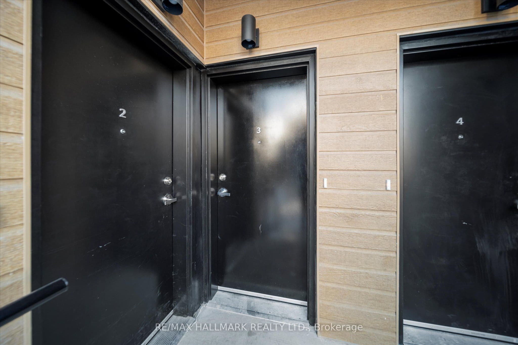 170 Clonmore Avenue 3, Toronto, ON M1N 0B9