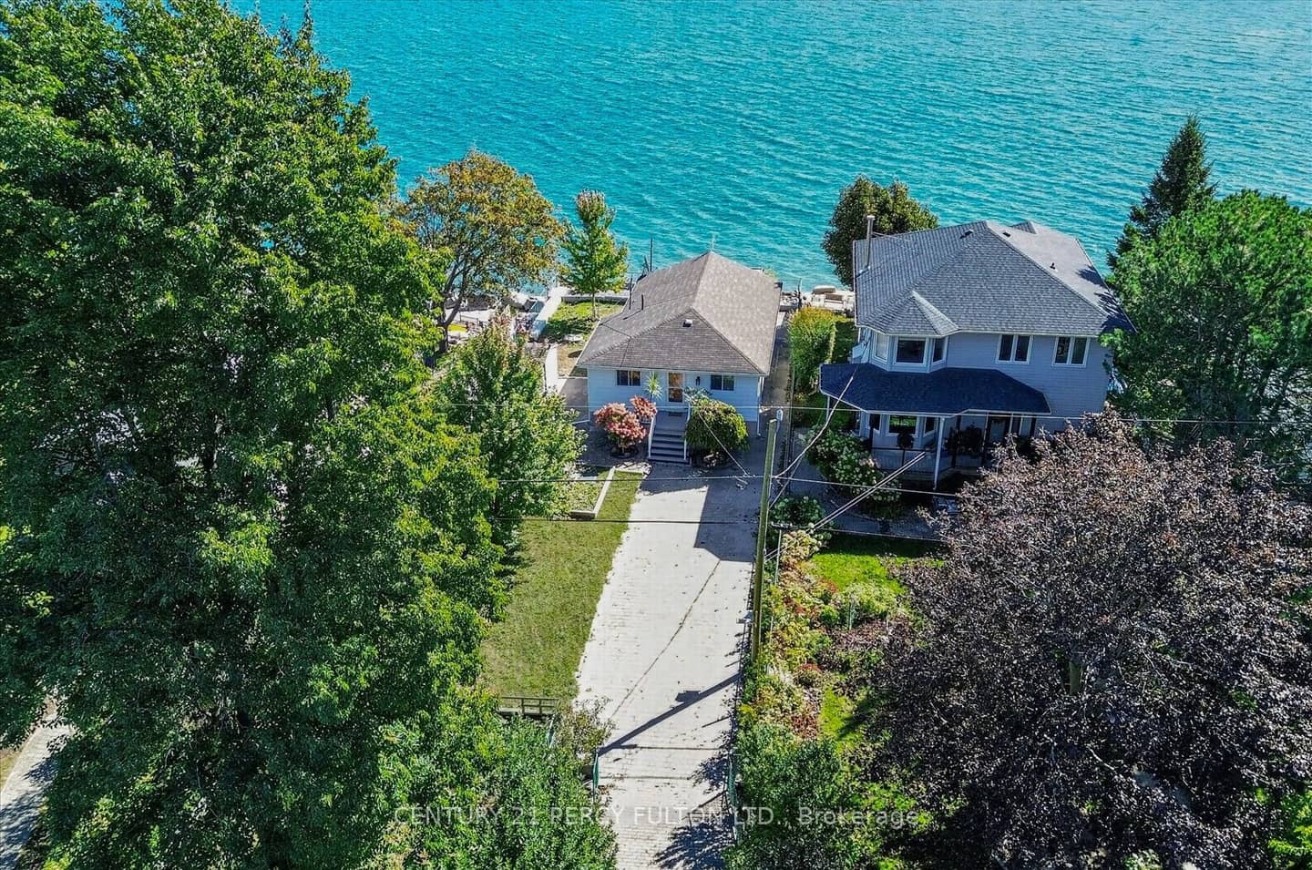 135 Cedar Crest Beach Road, Clarington, ON L1C 3K3
