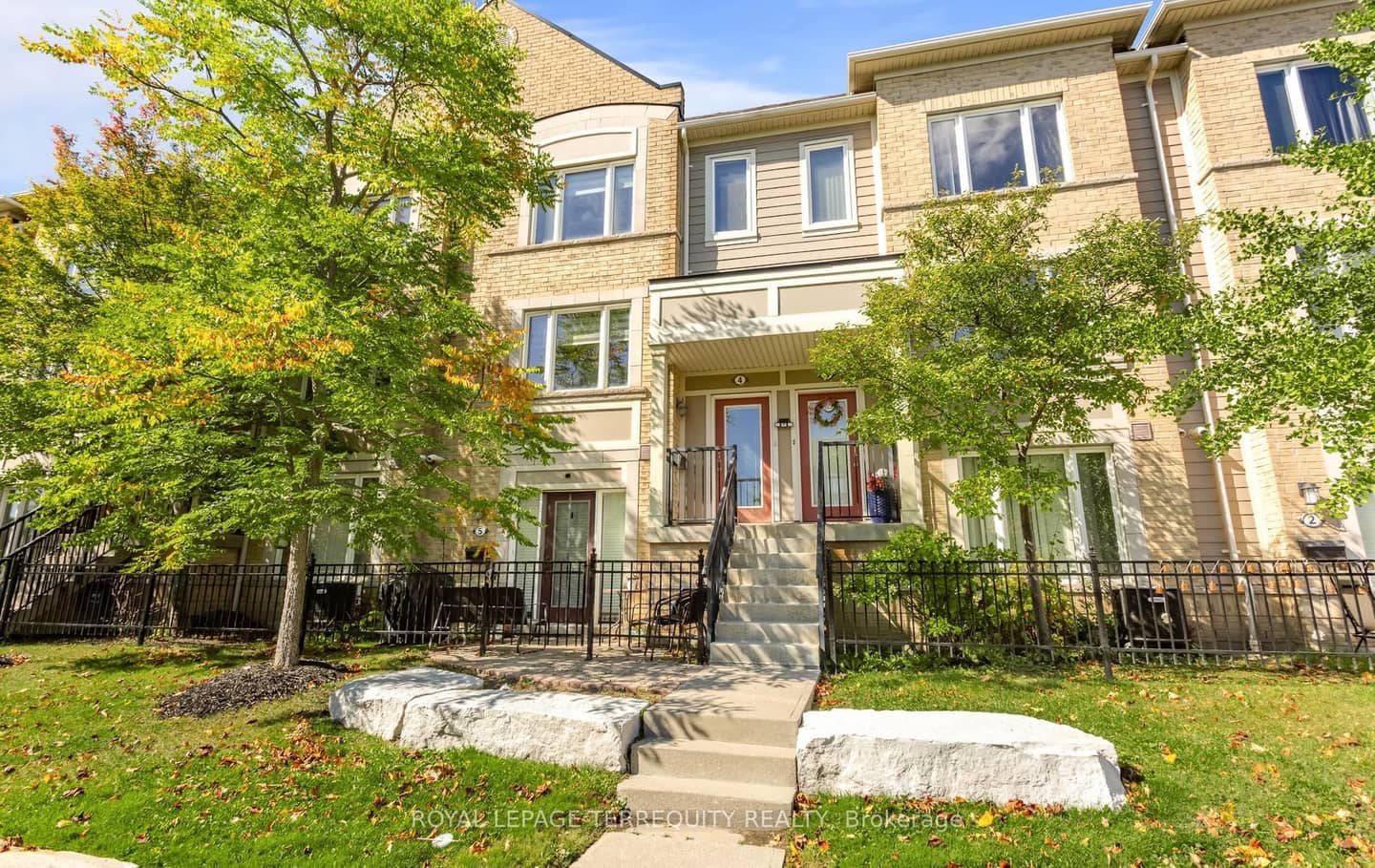 3025 Destination Drive 4, Mississauga, ON L5M 0P3