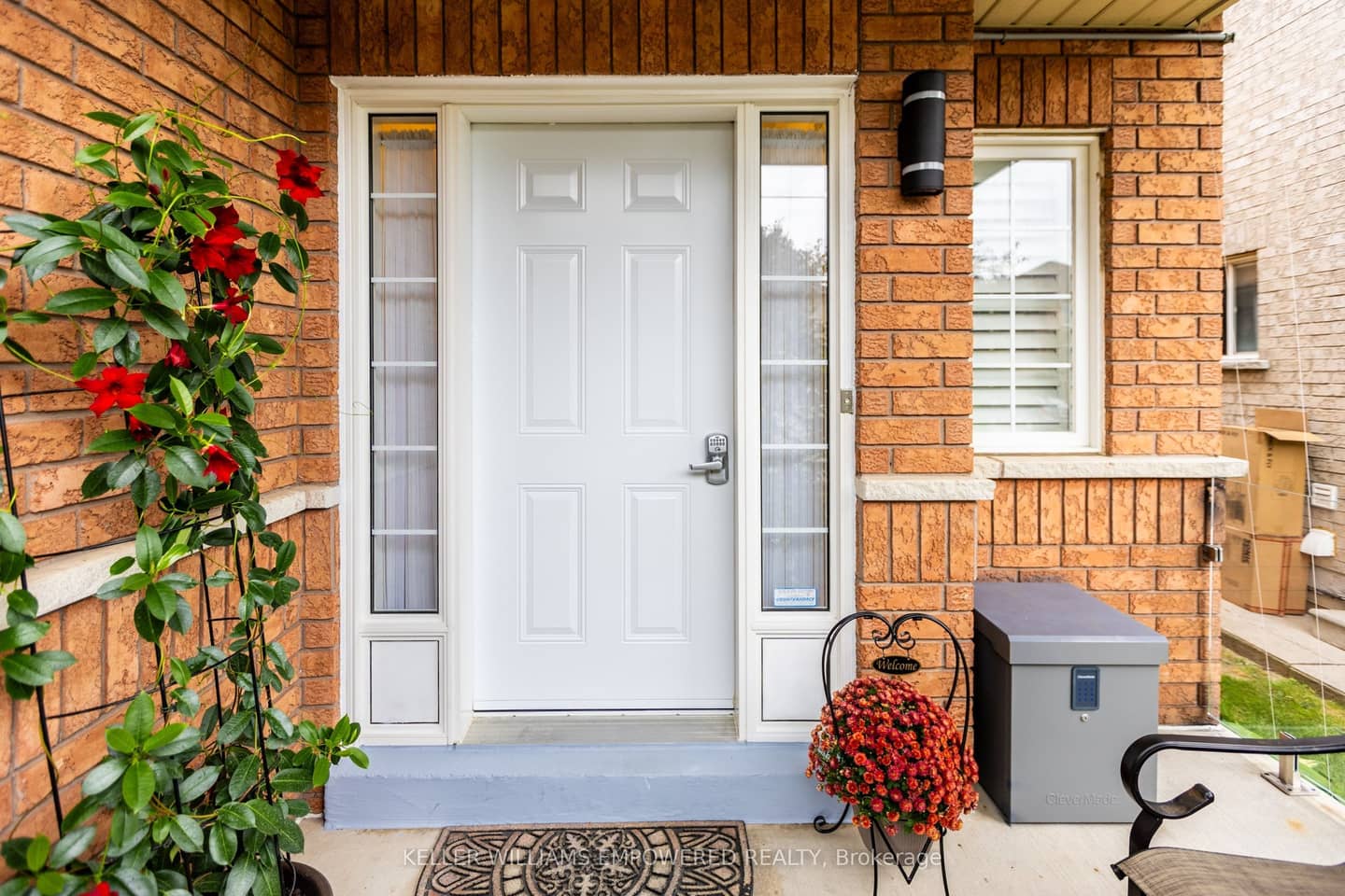 134 Queen Isabella Crescent, Vaughan, ON L6A 3J7