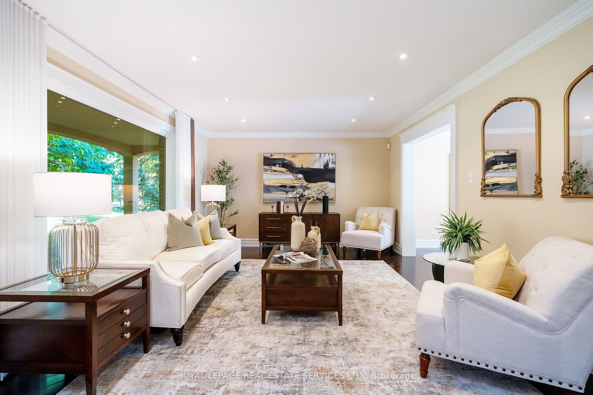3278 Credit Heights Drive, Mississauga, ON L5C 2L7