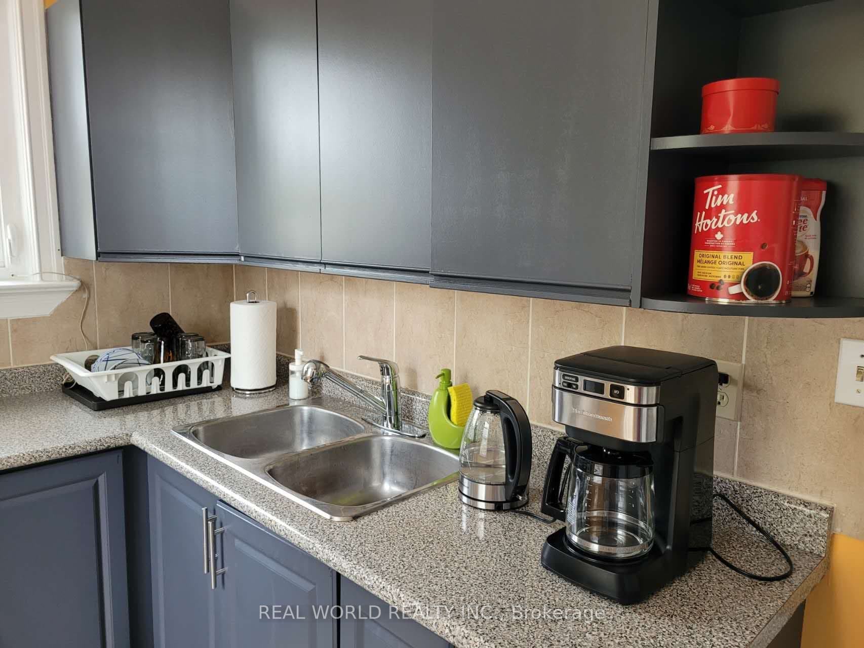 46 Connaught Avenue, Toronto, ON M2M 1G8