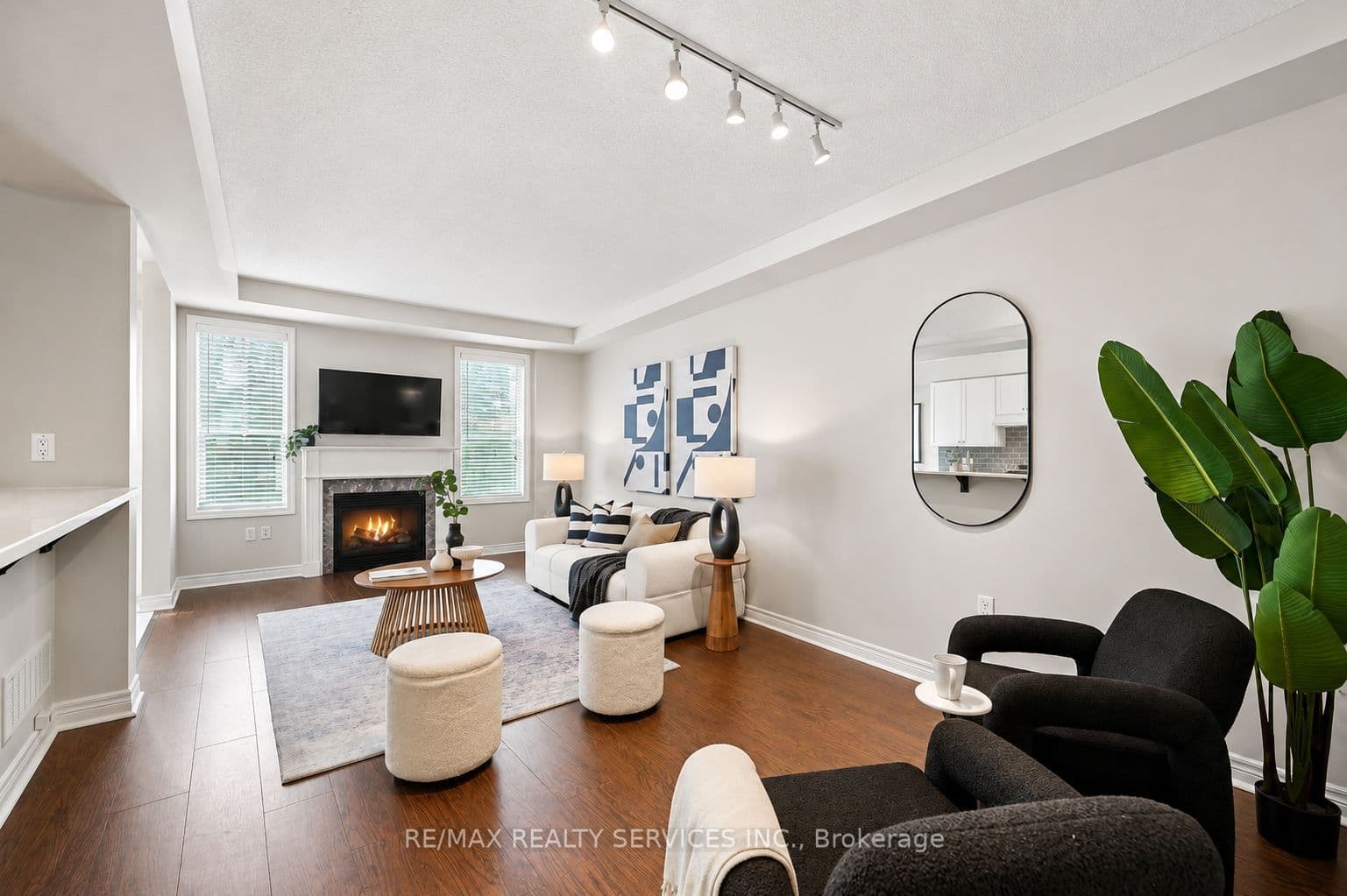20 Cedarcrest Street, Caledon, ON L7C 3P9