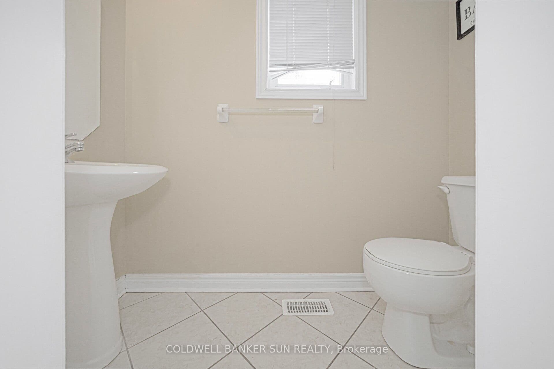 146 Crystalview Crescent, Brampton, ON L6P 2R8