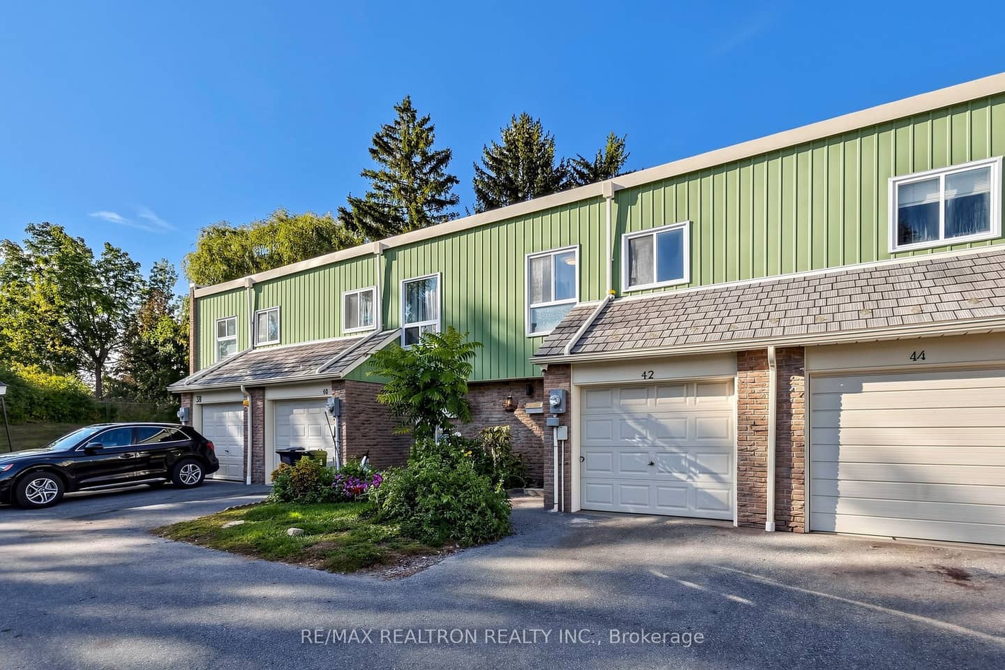 42 Pepper Vine Way, Toronto, ON M2J 4J8