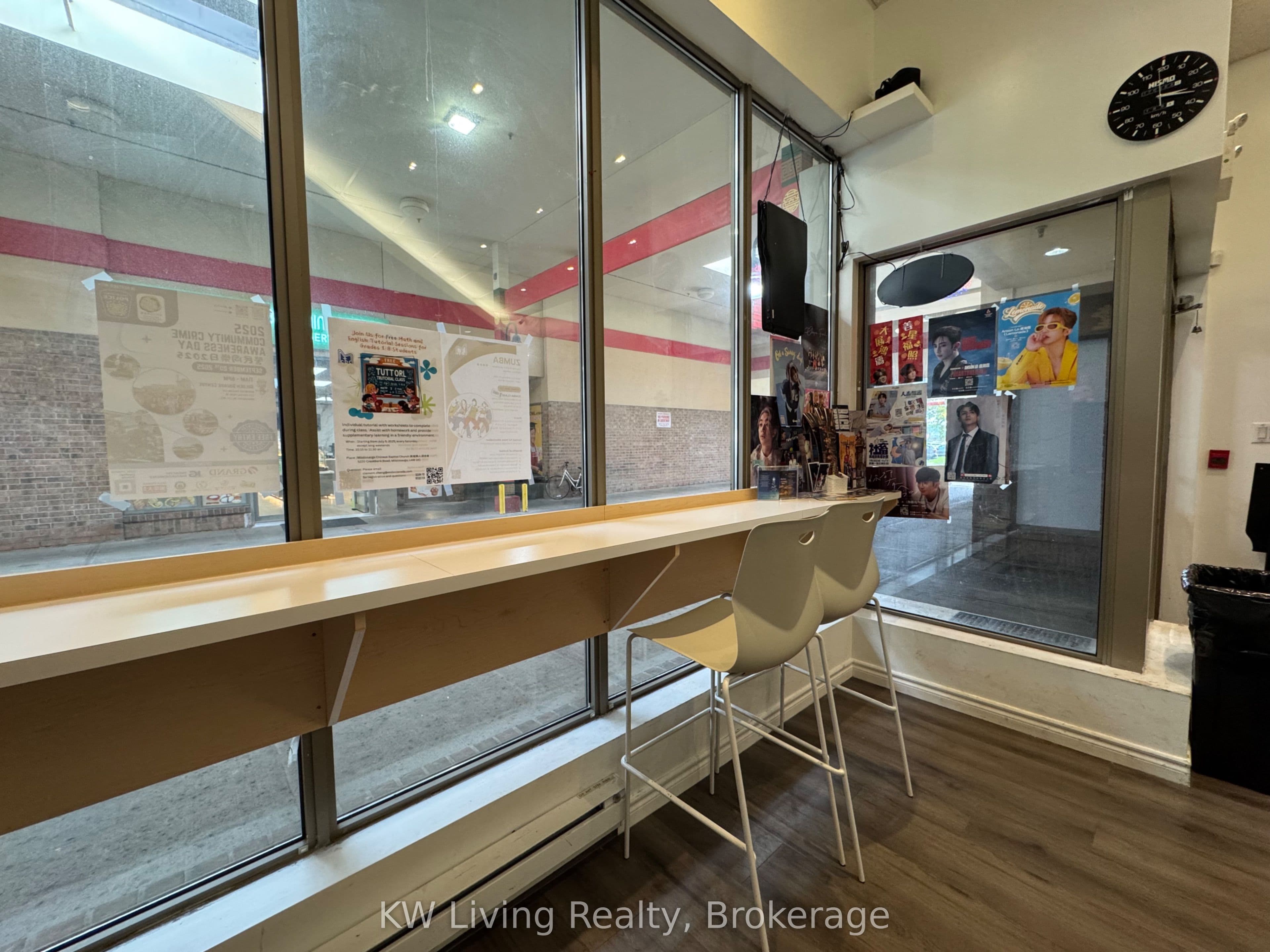 1177 Central Parkway W 22C, Mississauga, ON L5C 4P3
