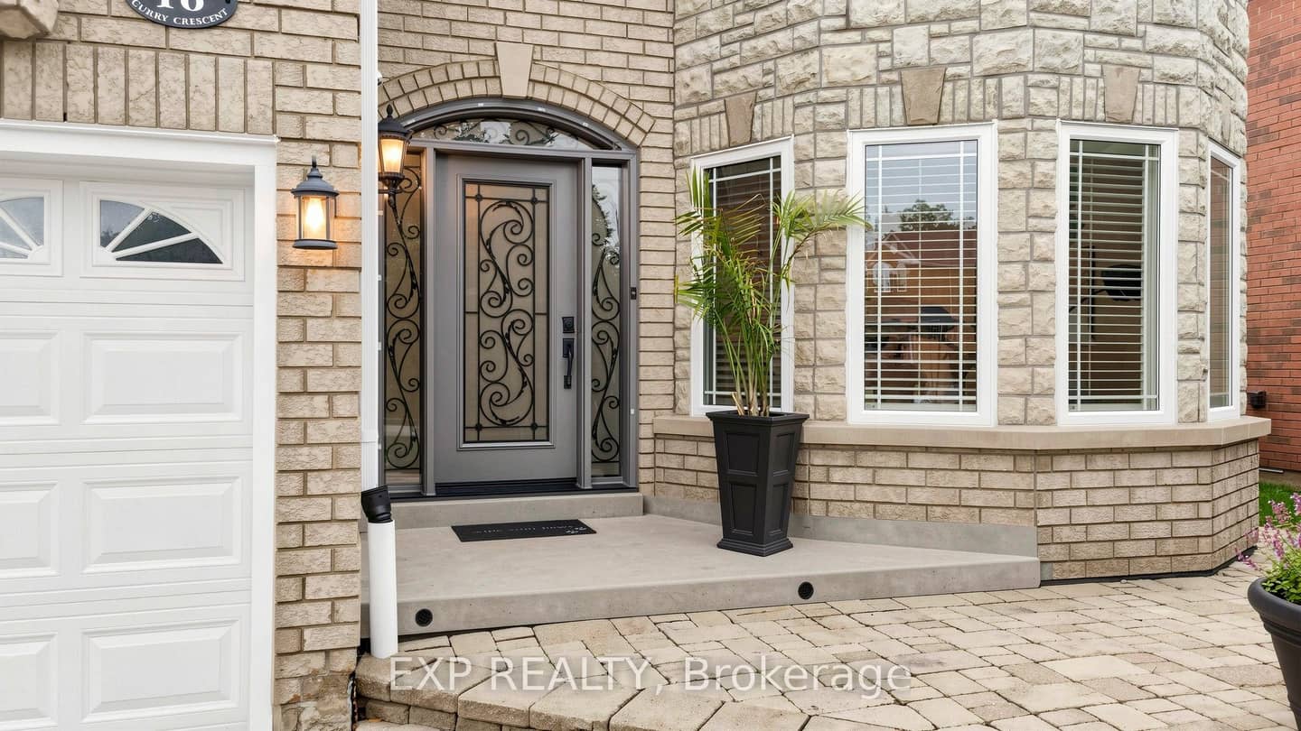 16 Curry Crescent, Halton Hills, ON L7G 5L4