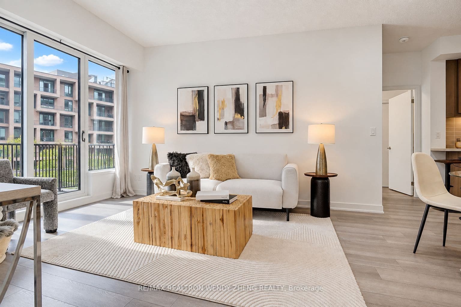38 Simcoe Promenade N C503, Markham, ON L6G 0H7