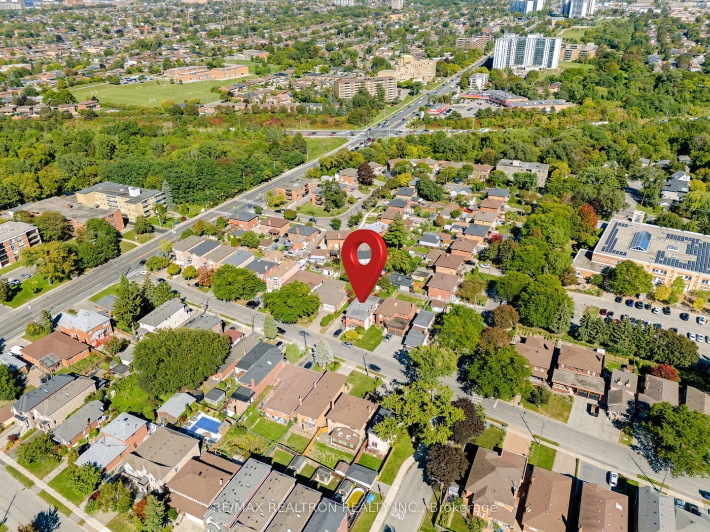 77 Chiswick Avenue, Toronto, ON M6M 4V2
