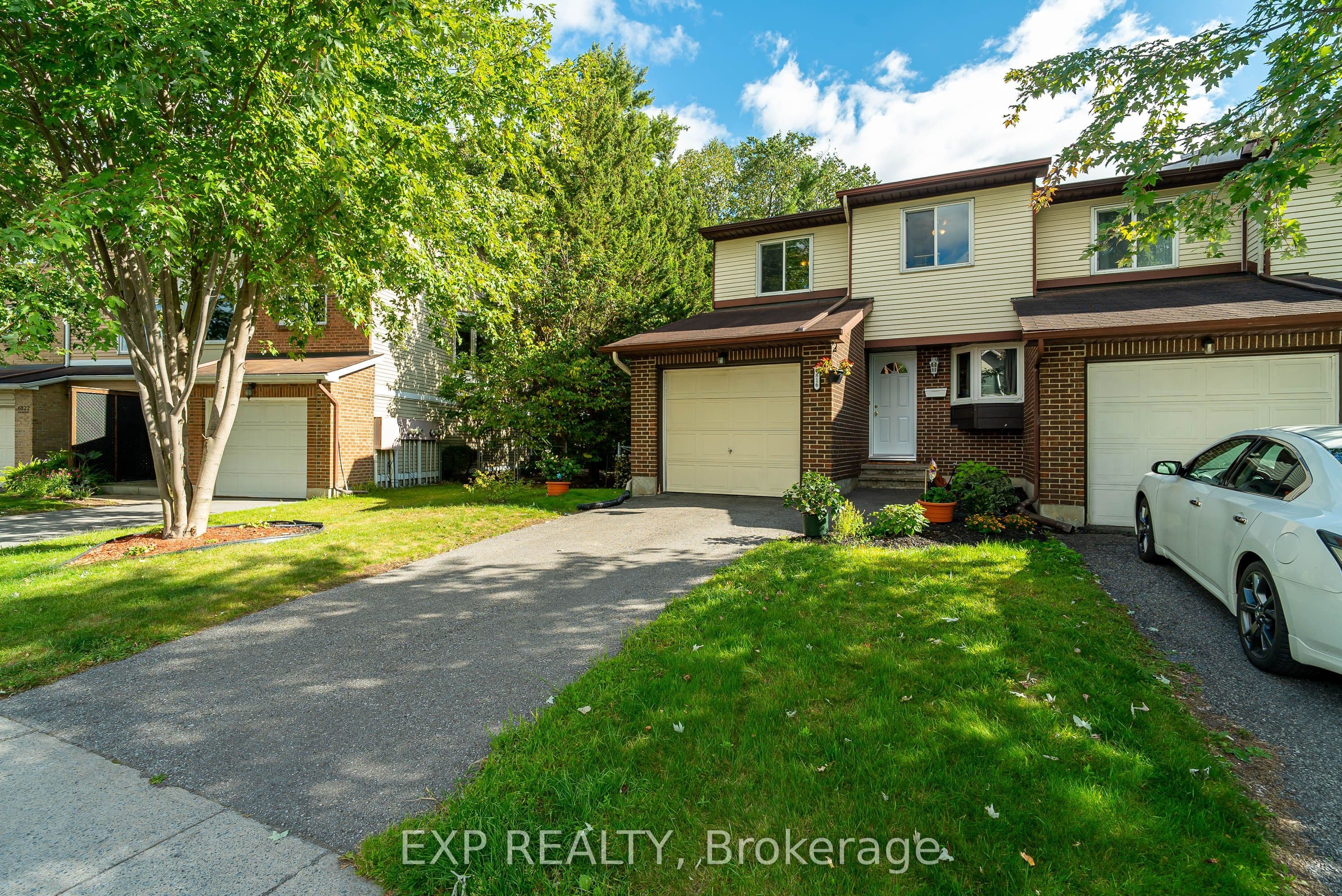 6816 Bilberry Drive 93, Orleans - Convent Glen and Area, ON K1C 3R4