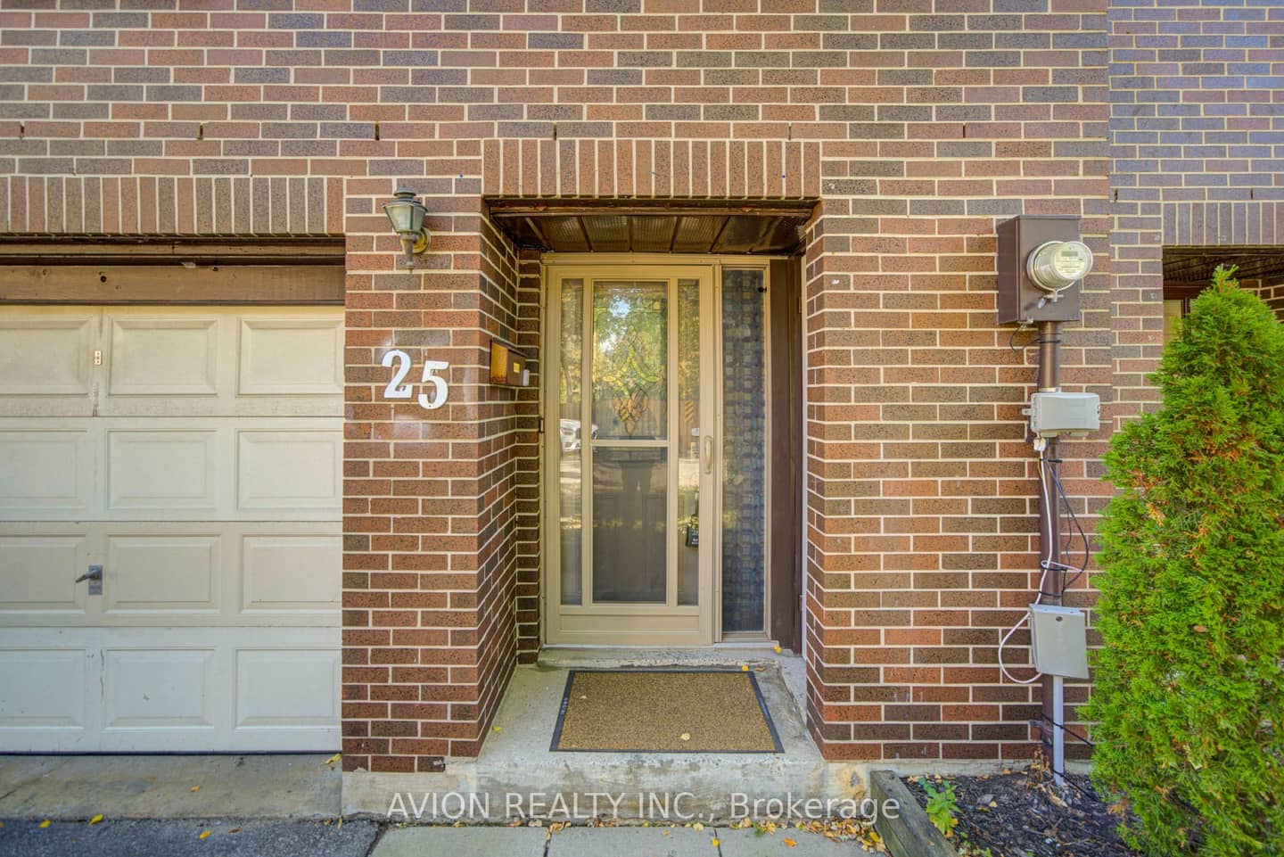 11 Plaisance Road 25, Richmond Hill, ON L4C 5H1