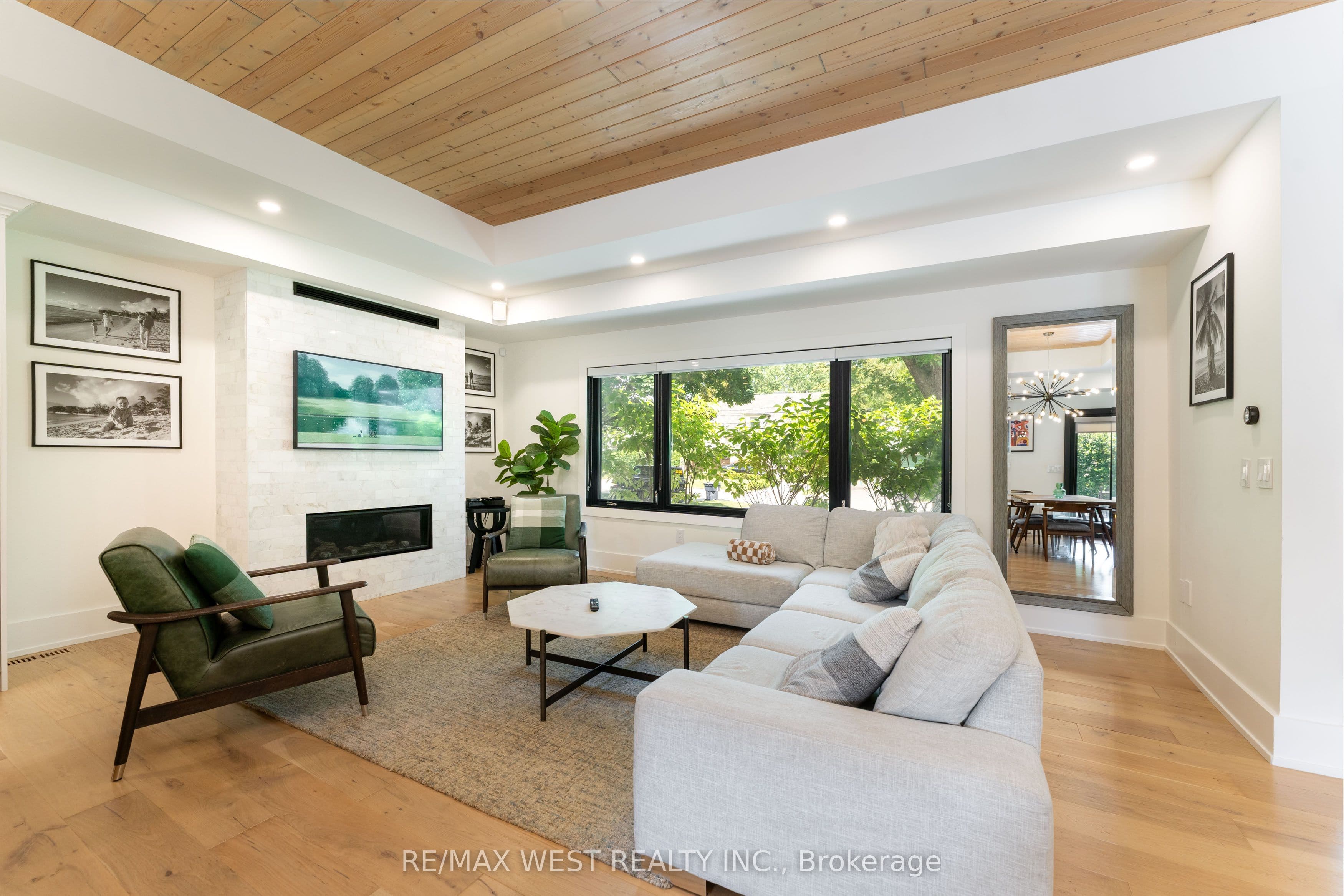 92 Warwood Road, Toronto, ON M9B 5B7