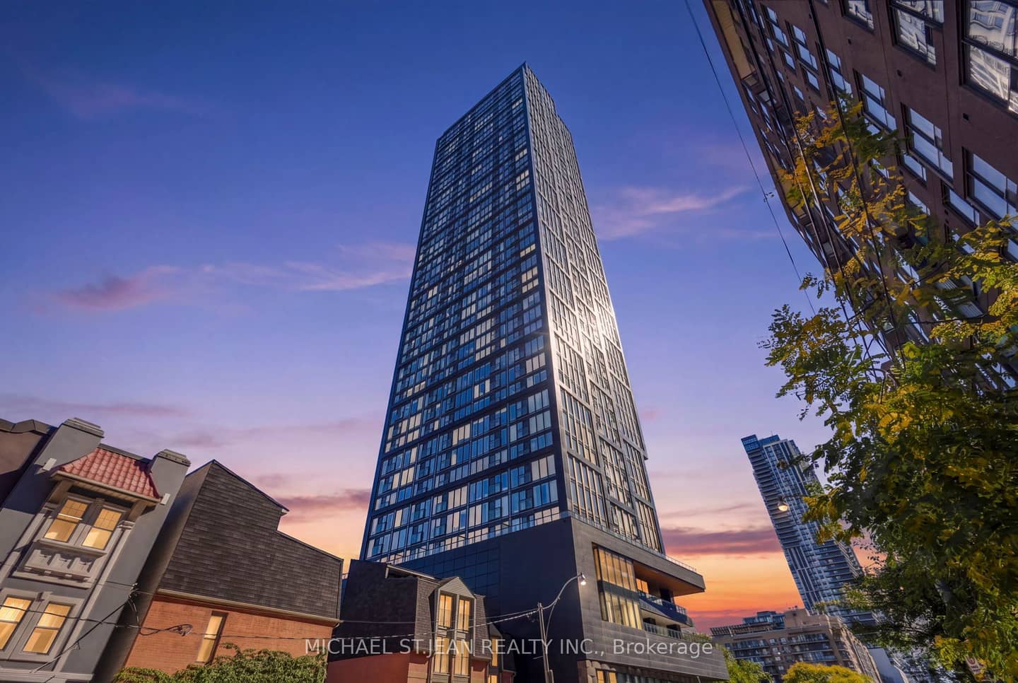 319 Jarvis Street 4807, Toronto, ON M5B 0C8