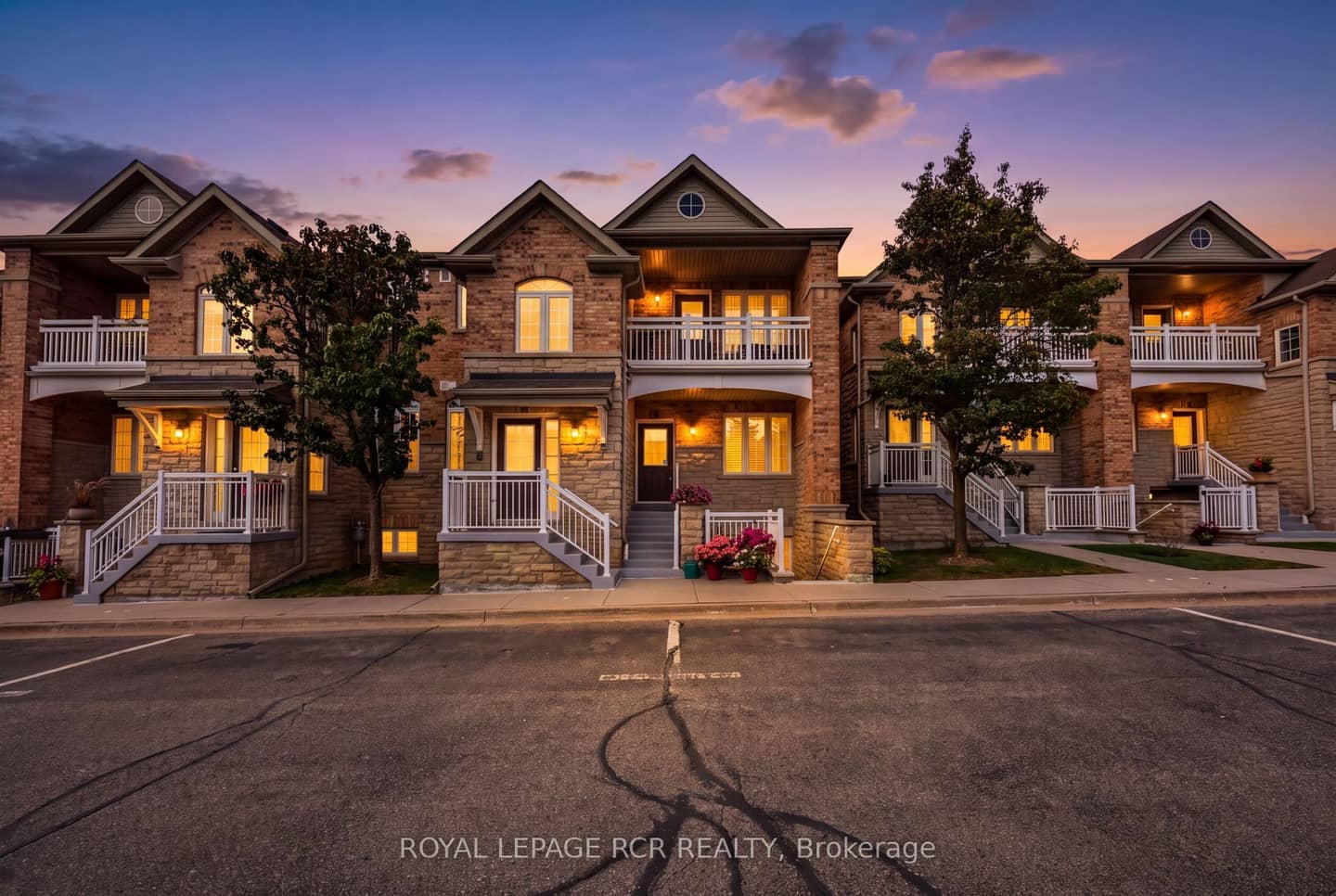 520 Silken Laumann Drive 11, Newmarket, ON L3X 2S7