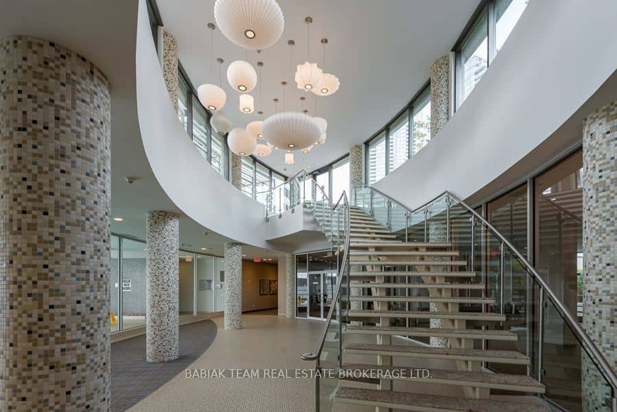 2230 Lake Shore Boulevard W 508, Toronto, ON M8V 0B2