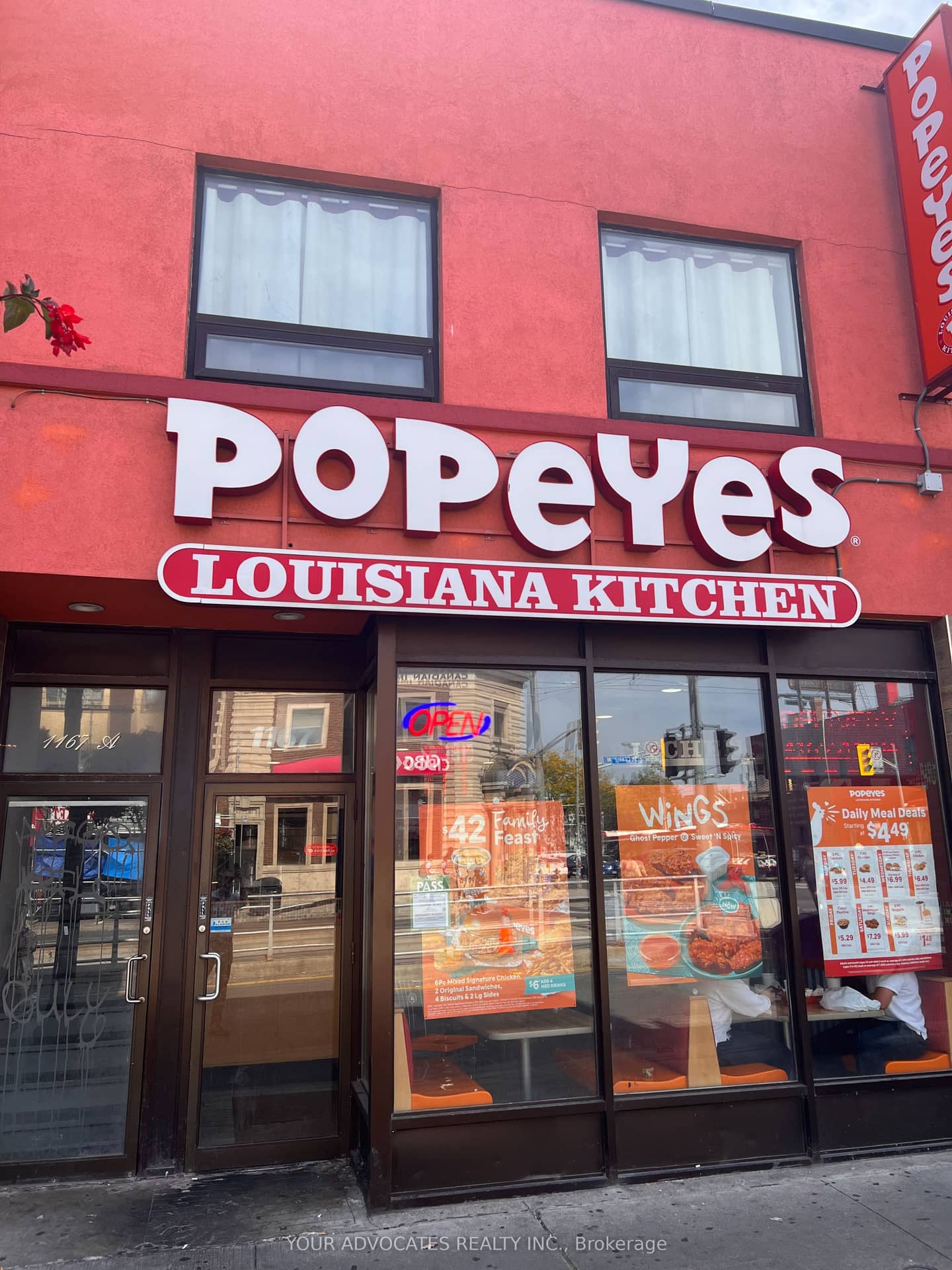 1167 St Clair Avenue W, Toronto, ON M6E 1B2